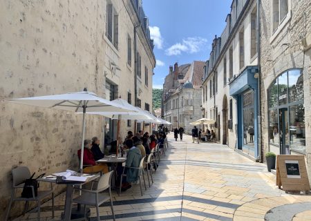 Besançon regorge de restaurants de toute sorte pour tous les budgets !